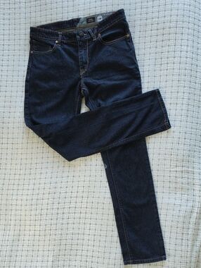 Volcom 32x30 Men's Slim Straight Vorta Jeans Dark